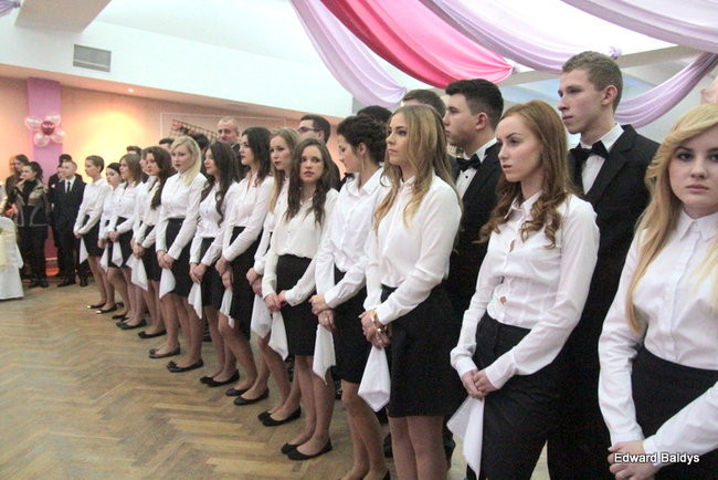 III LO dostało tort od naszej gazety (zdjęcia)