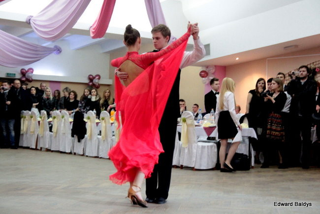 III LO dostało tort od naszej gazety (zdjęcia)