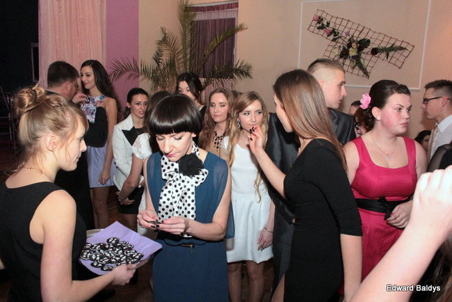 III LO dostało tort od naszej gazety (zdjęcia)