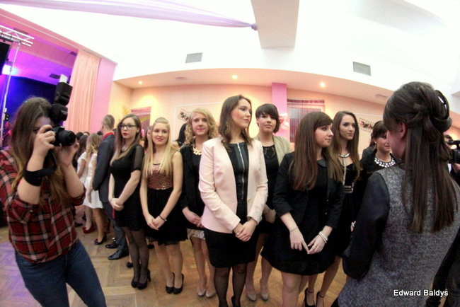 III LO dostało tort od naszej gazety (zdjęcia)