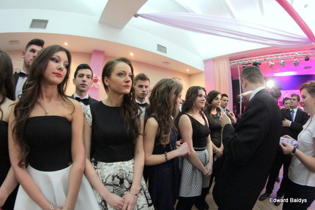 III LO dostało tort od naszej gazety (zdjęcia)