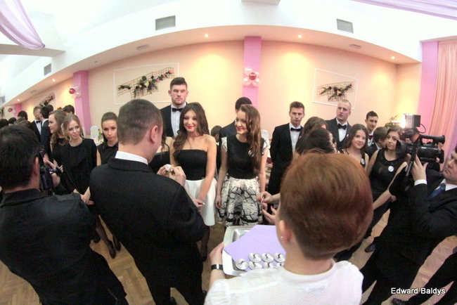 III LO dostało tort od naszej gazety (zdjęcia)