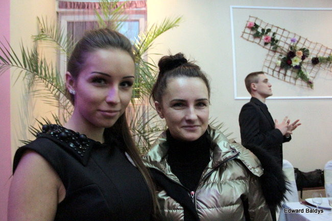 III LO dostało tort od naszej gazety (zdjęcia)