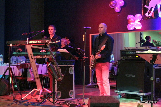 III LO dostało tort od naszej gazety (zdjęcia)