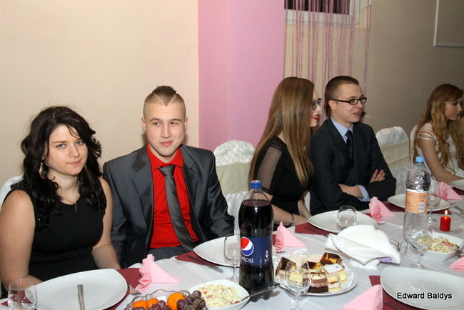 III LO dostało tort od naszej gazety (zdjęcia)