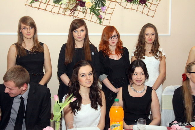 III LO dostało tort od naszej gazety (zdjęcia)