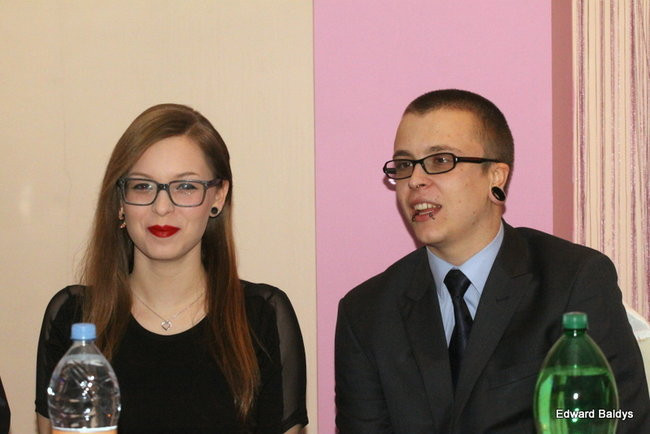 III LO dostało tort od naszej gazety (zdjęcia)