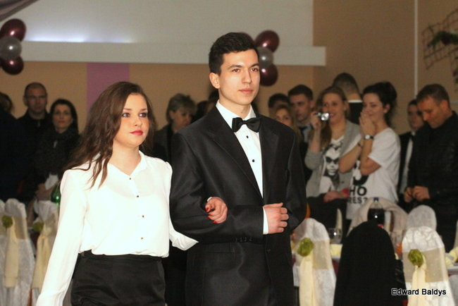 III LO dostało tort od naszej gazety (zdjęcia)