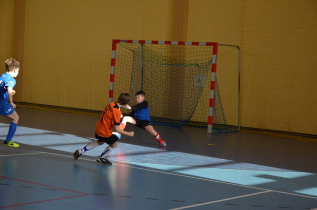 Osiem drużyn na boisku (zdjęcia)