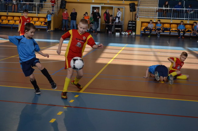 Osiem drużyn na boisku (zdjęcia)