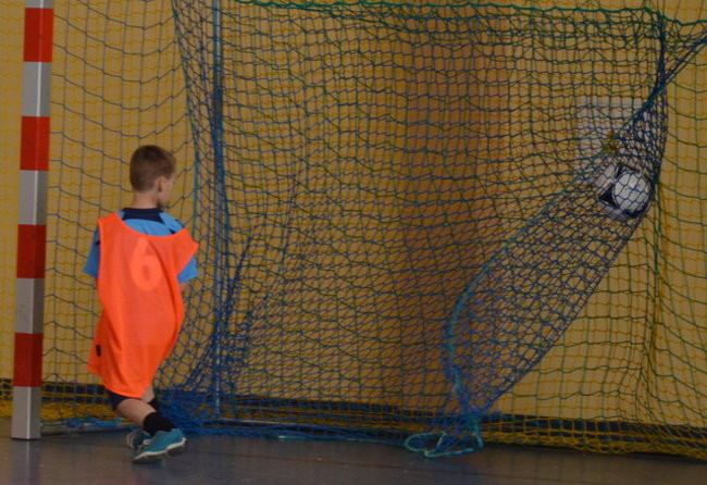 Osiem drużyn na boisku (zdjęcia)