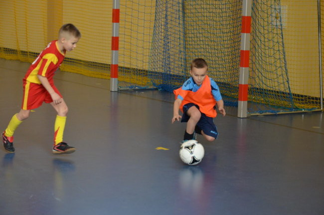 Osiem drużyn na boisku (zdjęcia)