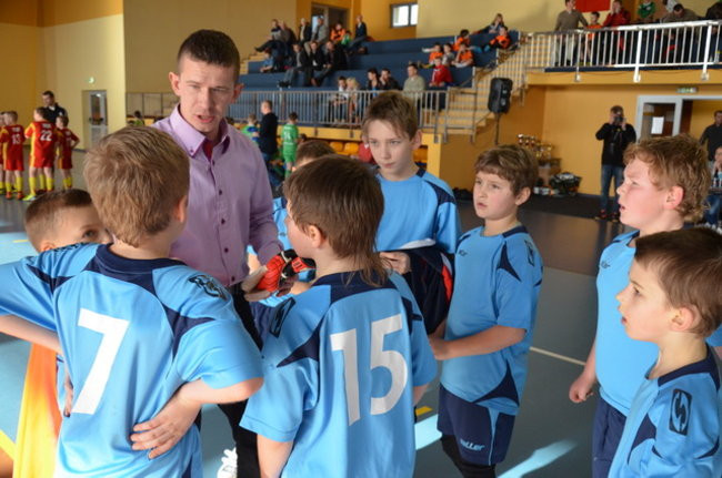 Osiem drużyn na boisku (zdjęcia)