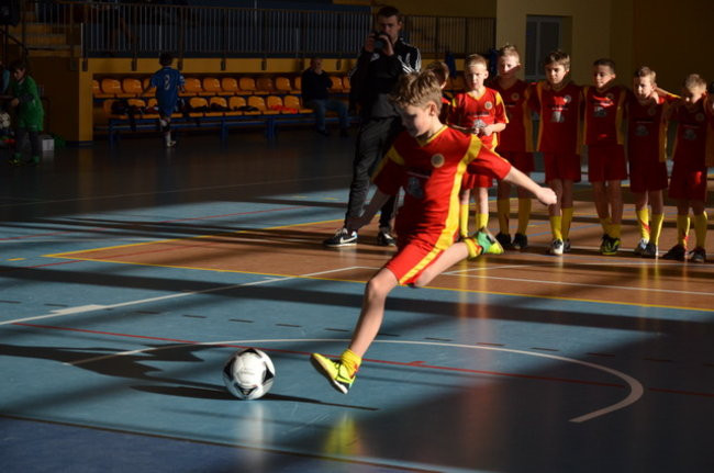 Osiem drużyn na boisku (zdjęcia)