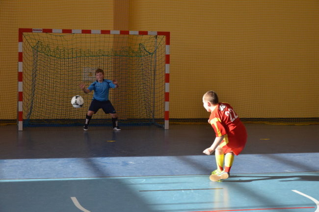 Osiem drużyn na boisku (zdjęcia)