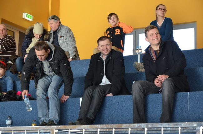 Osiem drużyn na boisku (zdjęcia)