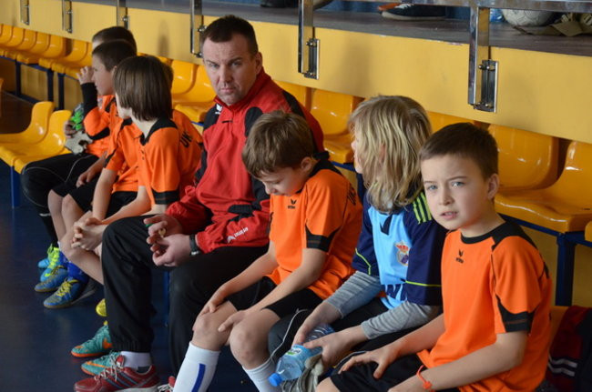 Osiem drużyn na boisku (zdjęcia)