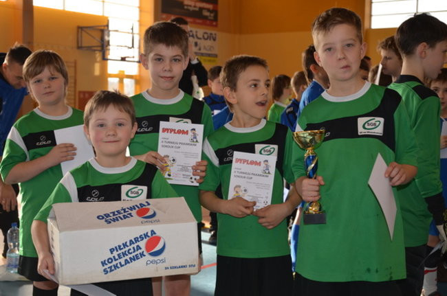 Osiem drużyn na boisku (zdjęcia)