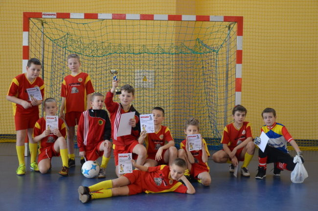 Osiem drużyn na boisku (zdjęcia)