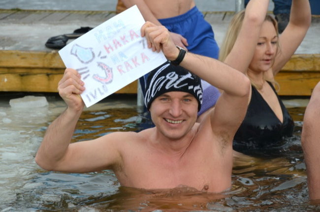 Raki pouciekały w trzciny (zdjęcia)