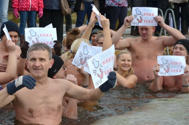 Raki pouciekały w trzciny (zdjęcia)