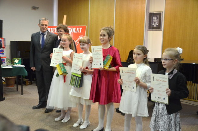 Pięćdziesięciu małych skrzypków (zdjęcia)