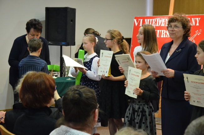 Pięćdziesięciu małych skrzypków (zdjęcia)