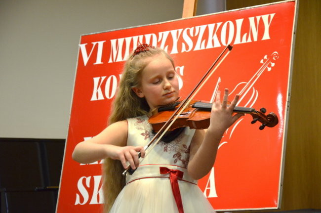 Pięćdziesięciu małych skrzypków (zdjęcia)