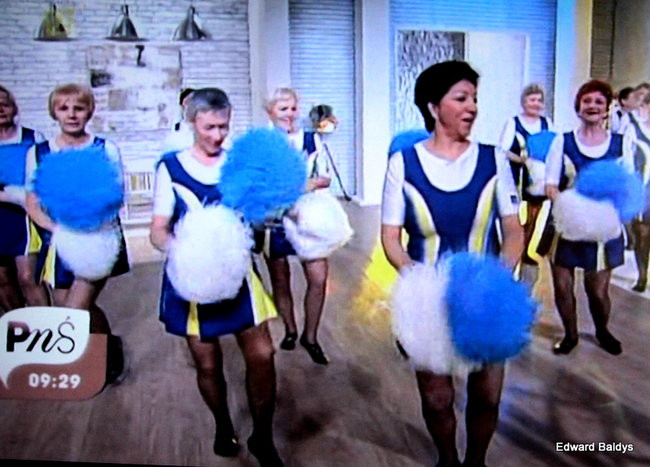 Czirliderki 50+ wystąpiły w telewizji (zdjęcia i film)