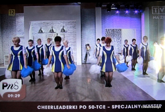 Czirliderki 50+ wystąpiły w telewizji (zdjęcia i film)