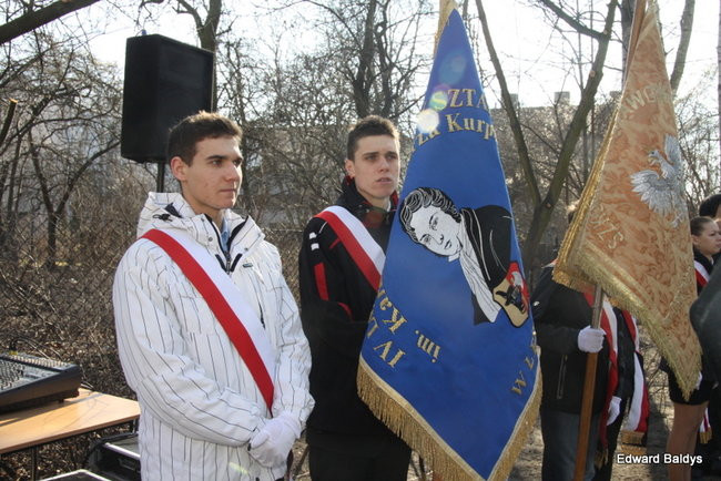 Pomnik Żołnierzy Wyklętych odsłonięty (zdjęcia)