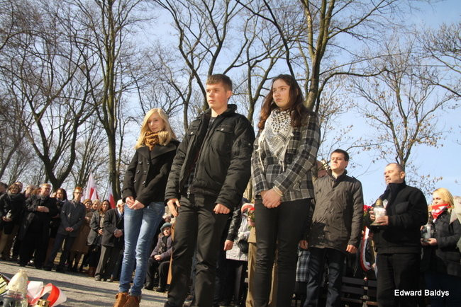 Pomnik Żołnierzy Wyklętych odsłonięty (zdjęcia)
