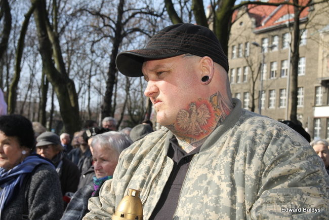 Pomnik Żołnierzy Wyklętych odsłonięty (zdjęcia)