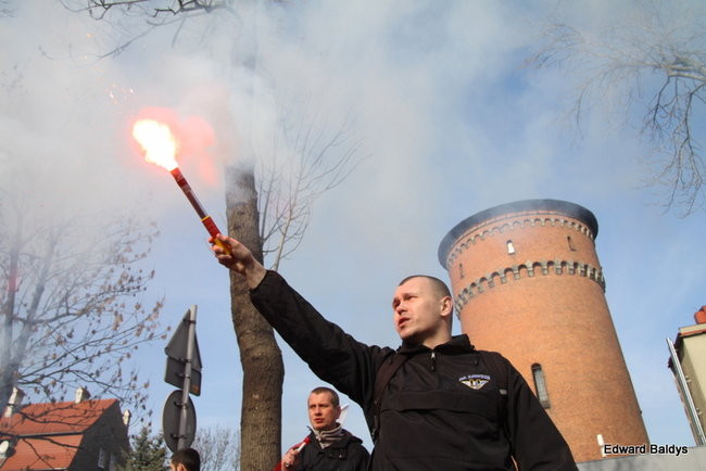 Pomnik Żołnierzy Wyklętych odsłonięty (zdjęcia)
