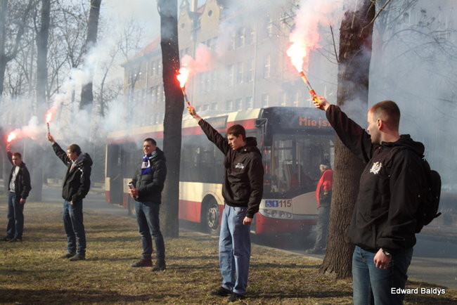 Pomnik Żołnierzy Wyklętych odsłonięty (zdjęcia)