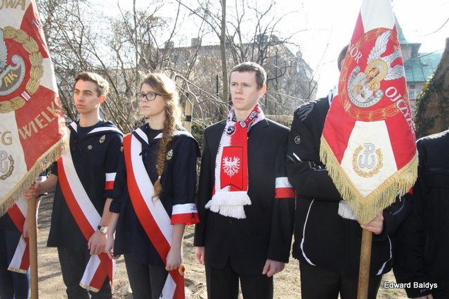 Pomnik Żołnierzy Wyklętych odsłonięty (zdjęcia)