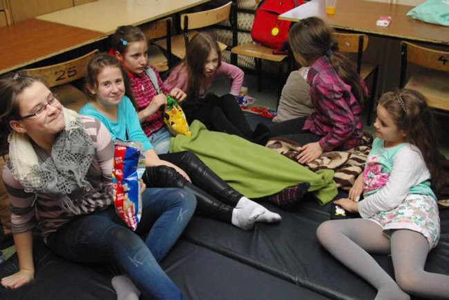 Wieczór filmowy w szkole (zdjęcia)