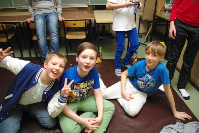 Wieczór filmowy w szkole (zdjęcia)