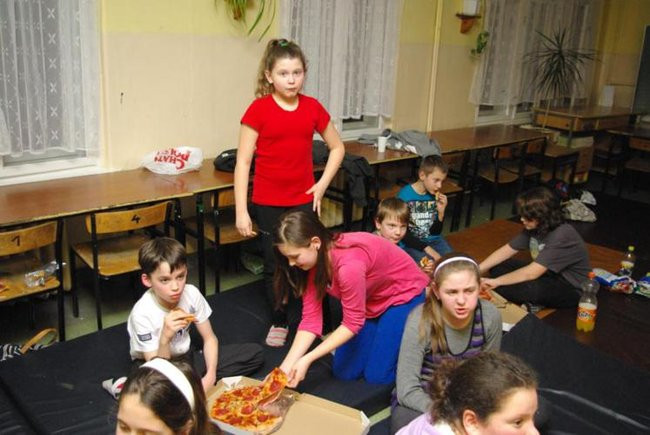 Wieczór filmowy w szkole (zdjęcia)