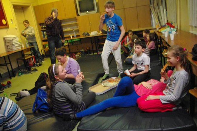 Wieczór filmowy w szkole (zdjęcia)