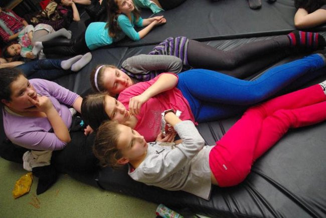 Wieczór filmowy w szkole (zdjęcia)