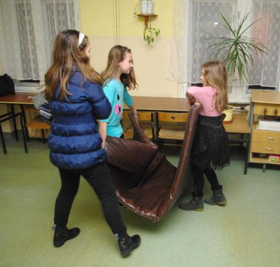 Wieczór filmowy w szkole (zdjęcia)