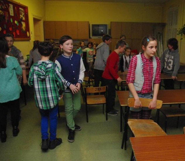 Wieczór filmowy w szkole (zdjęcia)