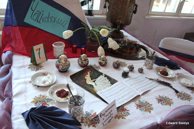 Piękne stoły w Ekonomiku (zdjęcia)