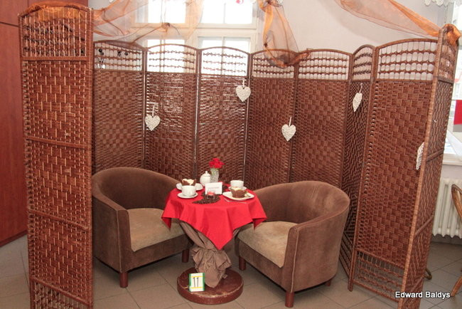 Piękne stoły w Ekonomiku (zdjęcia)