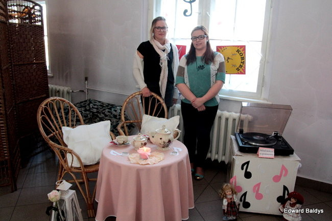 Piękne stoły w Ekonomiku (zdjęcia)