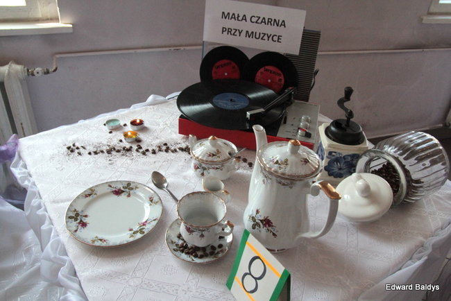 Piękne stoły w Ekonomiku (zdjęcia)