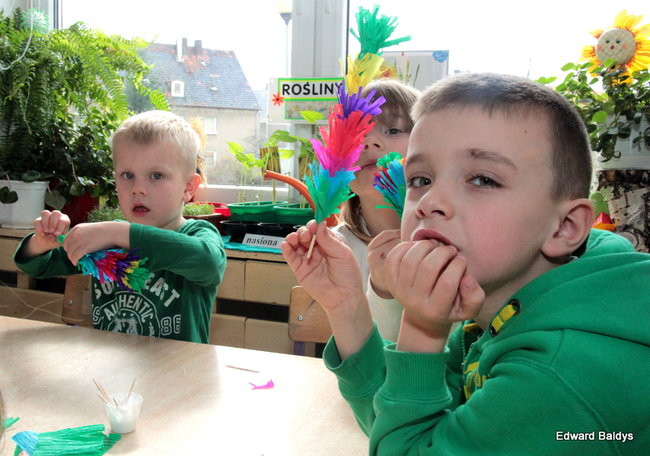 Wspólnie robili świąteczne palmy (zdjęcia)