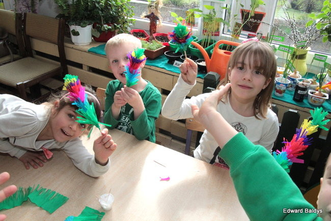 Wspólnie robili świąteczne palmy (zdjęcia)