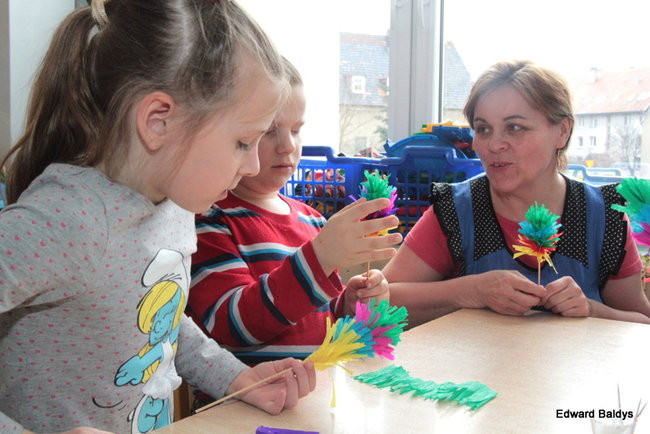 Wspólnie robili świąteczne palmy (zdjęcia)